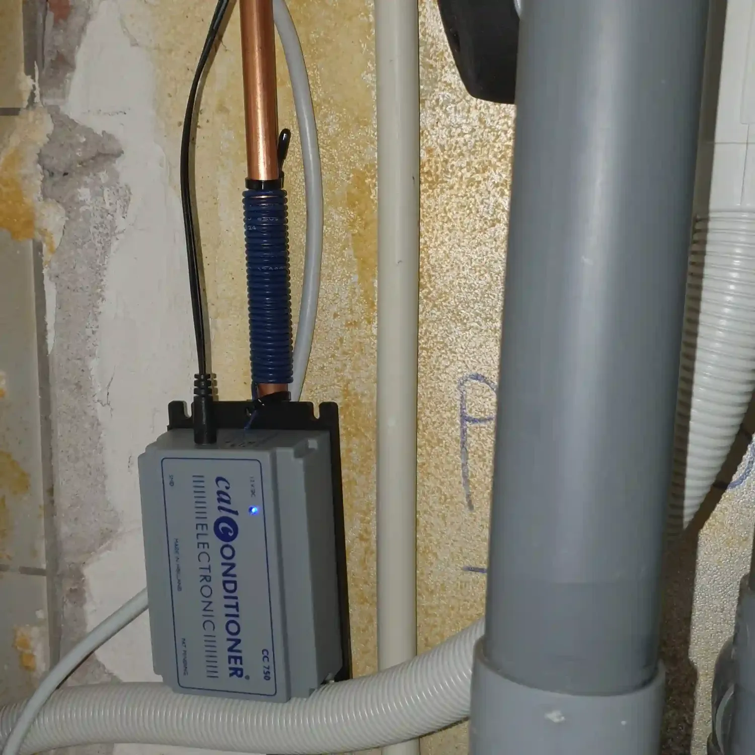 Calconditioner CC750 elektronische ontkalker zonder zout